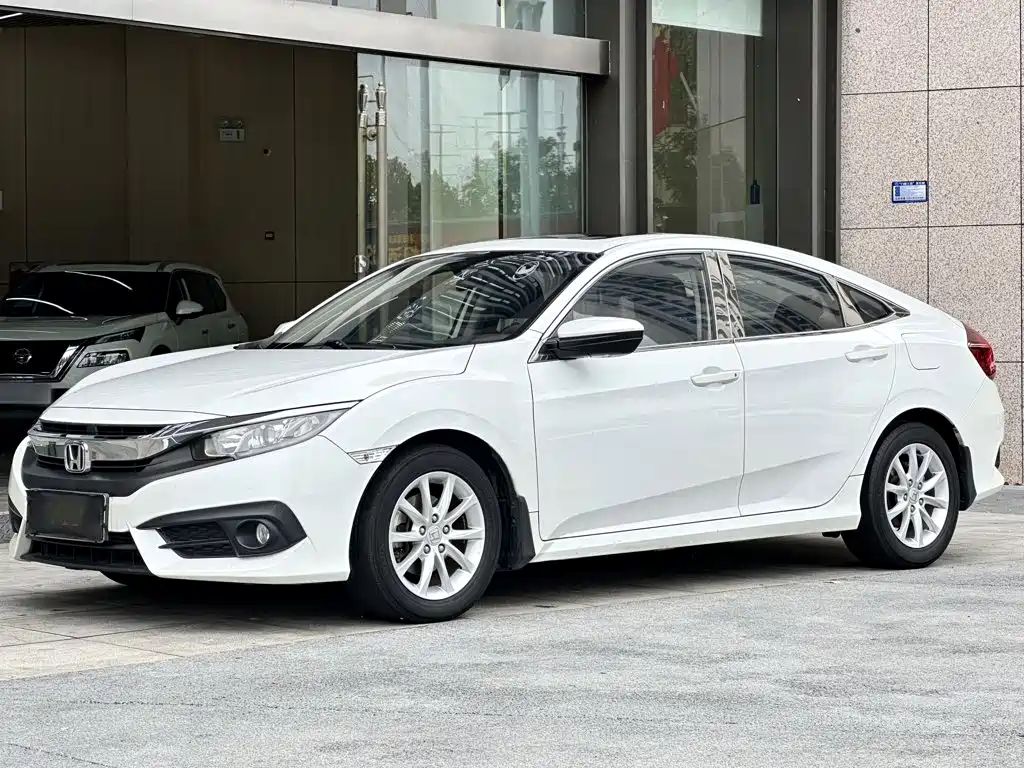 Honda Civic — миниатюра 5