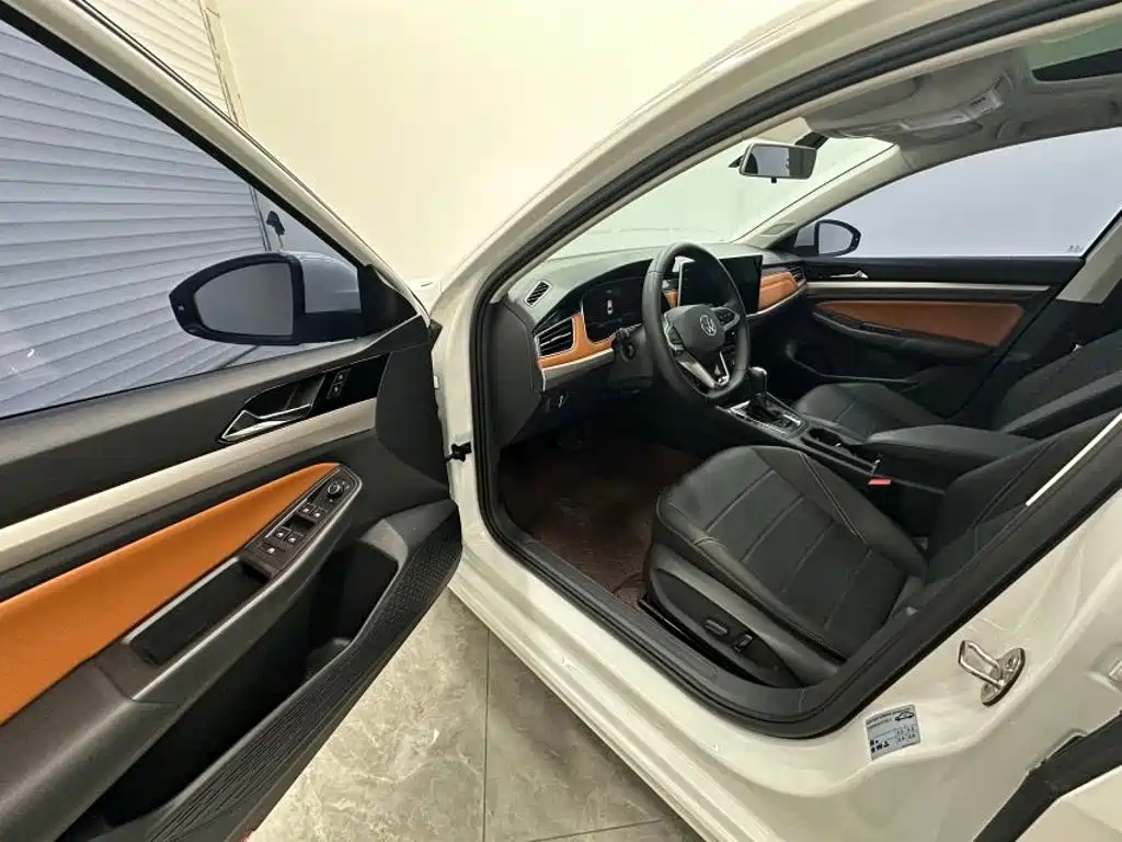 Volkswagen Bora — миниатюра 7