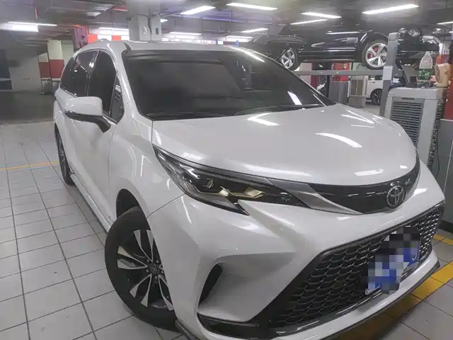 Toyota Granvia