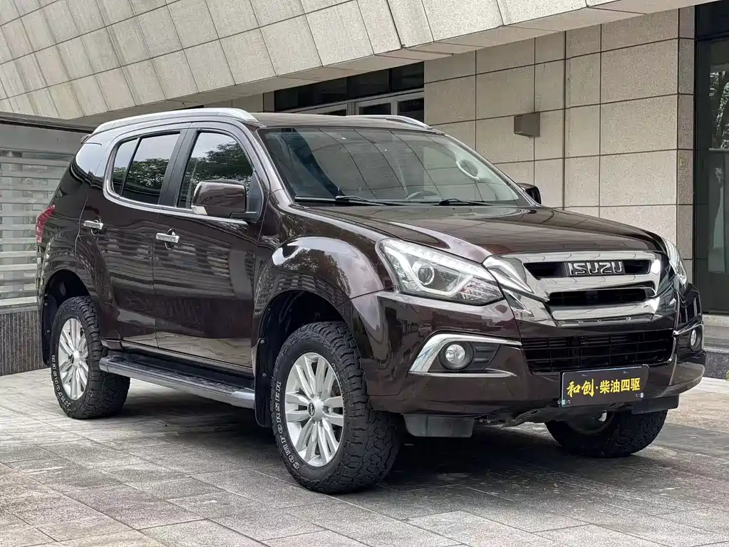 ISUZU MU X SHEPHERD RANGER