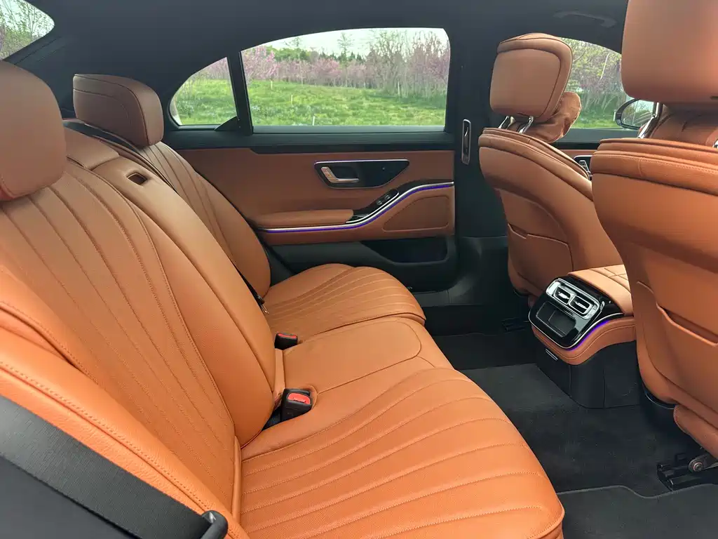 Mercedes-Benz S-Class — миниатюра 16