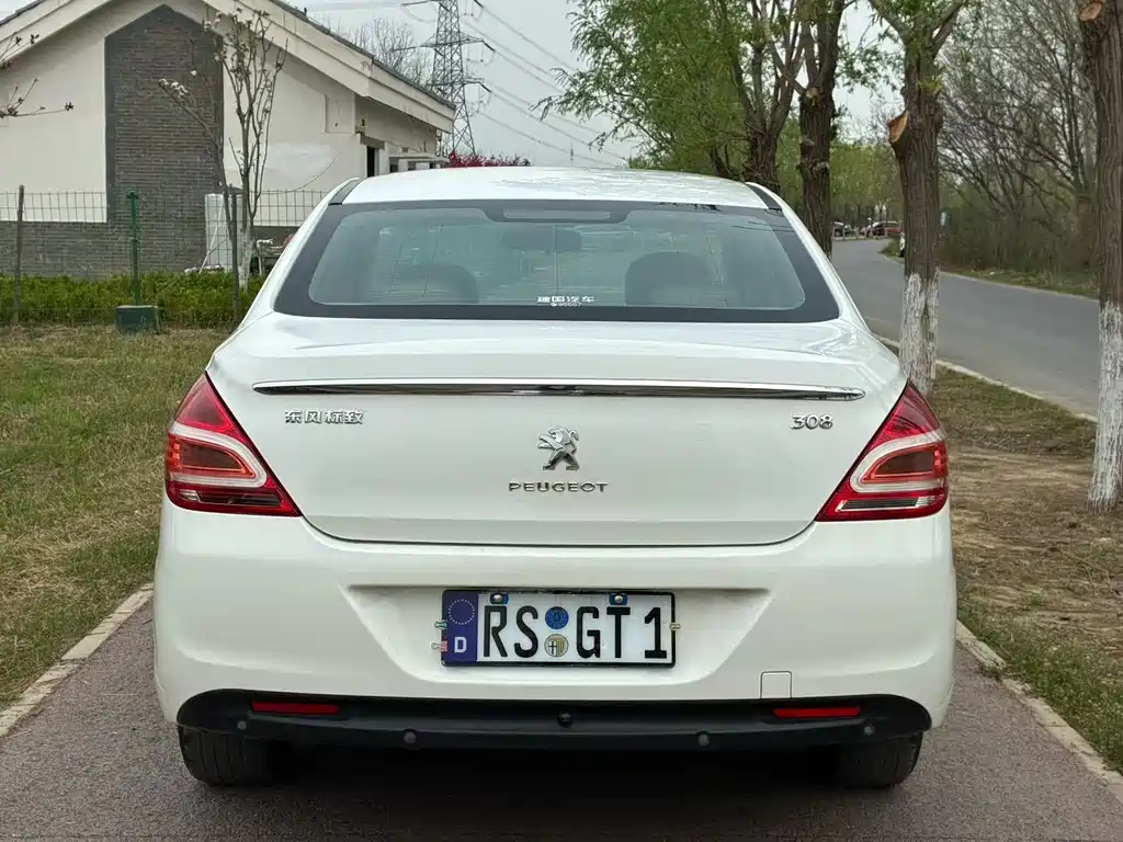 Peugeot 308 — миниатюра 8