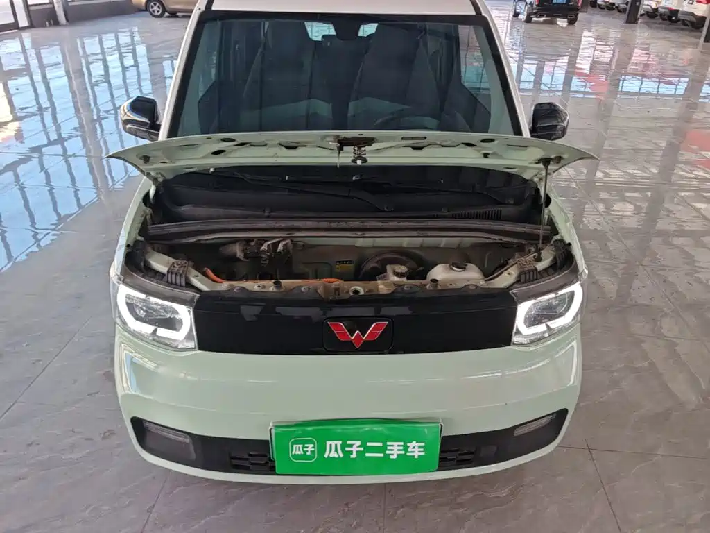 Wuling MINIEV — миниатюра 20