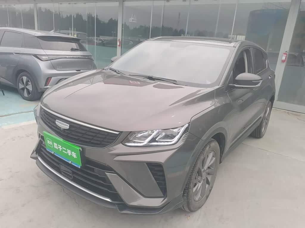 Geely Binyue 1.5 л 2024 г. Серебристо-серый, пробег 15900 км