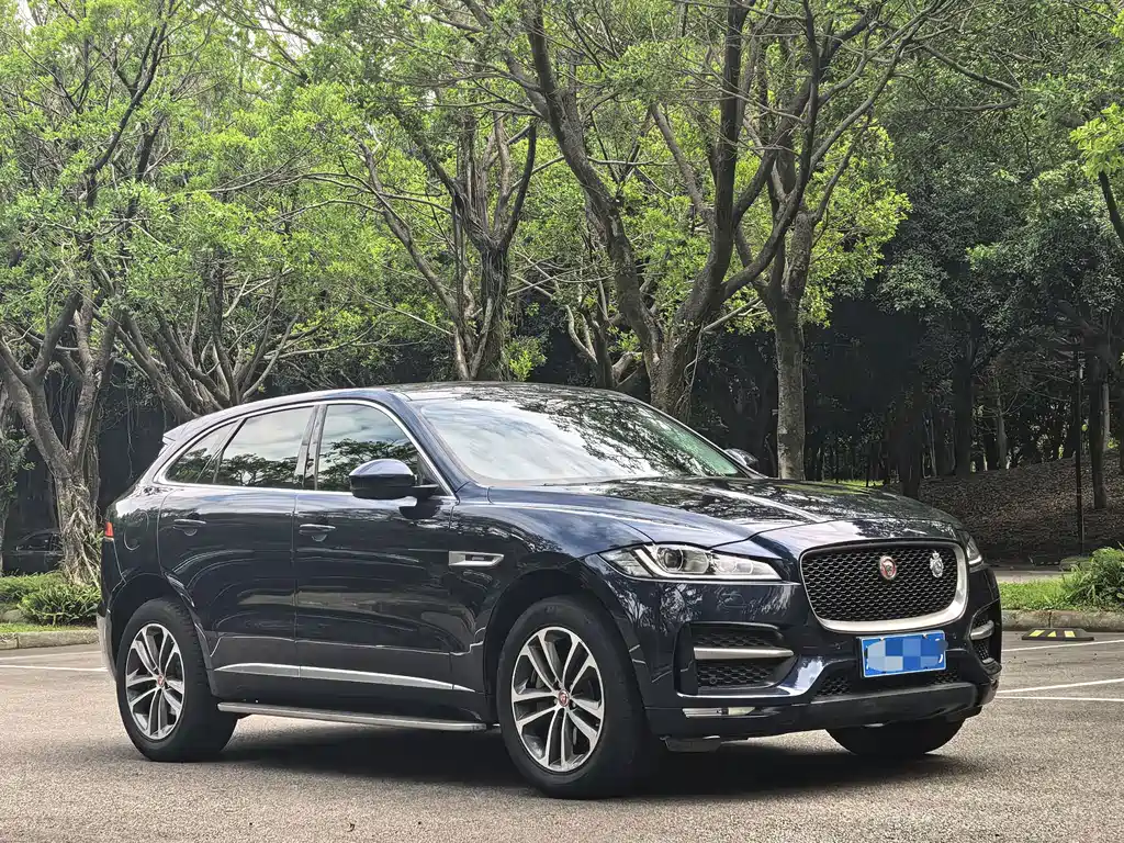 Jaguar F-PACE — миниатюра 3