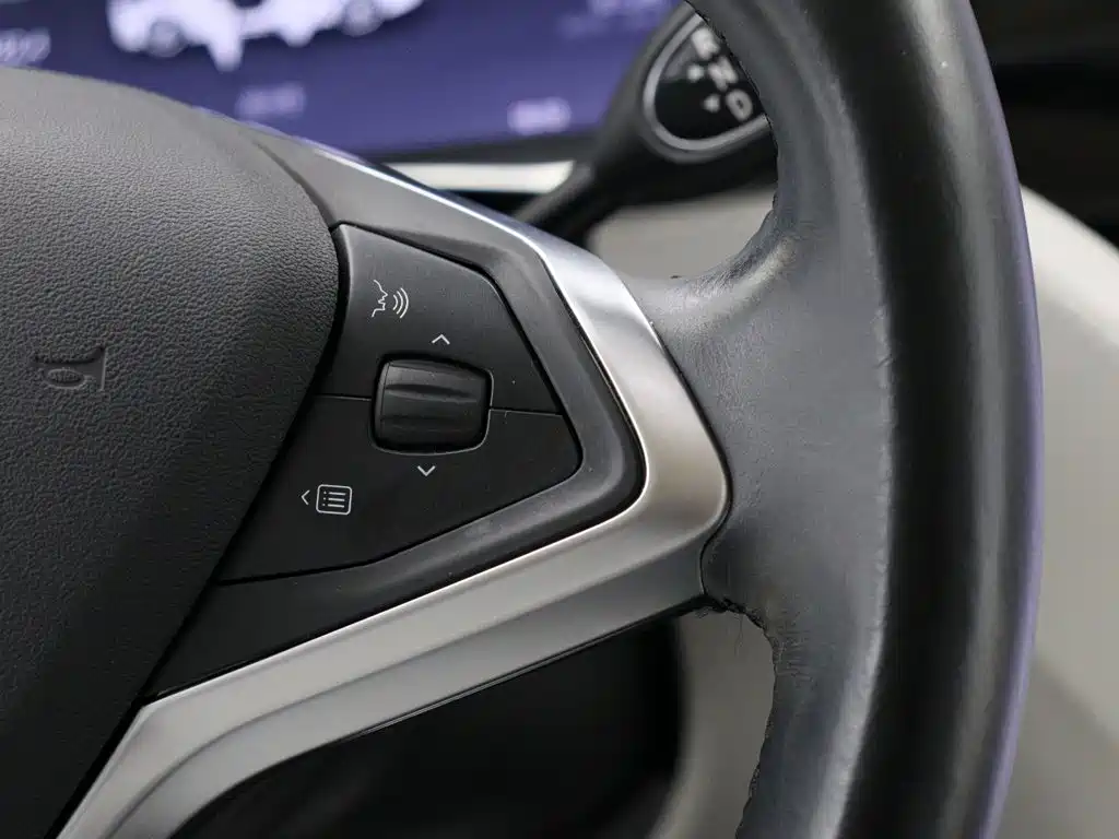 Tesla Model S — миниатюра 13