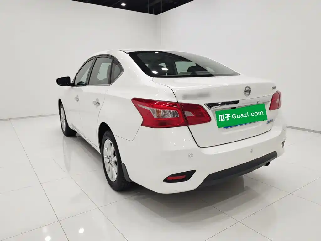 Nissan Sylphy — миниатюра 4