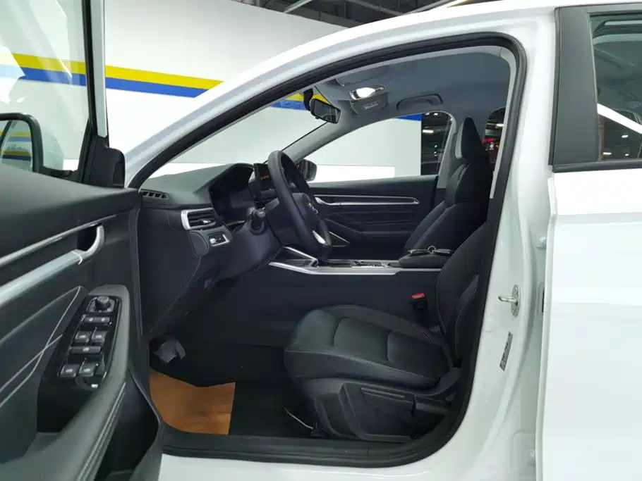 Geely Emgrand — миниатюра 9