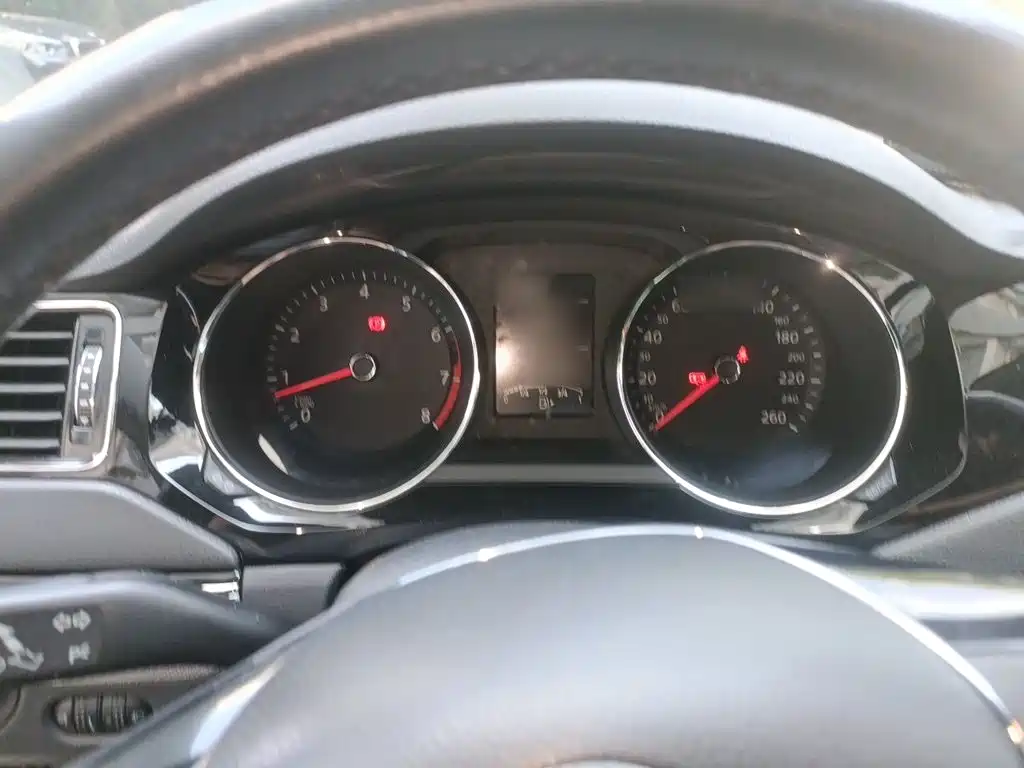 Volkswagen Sagitar — миниатюра 4