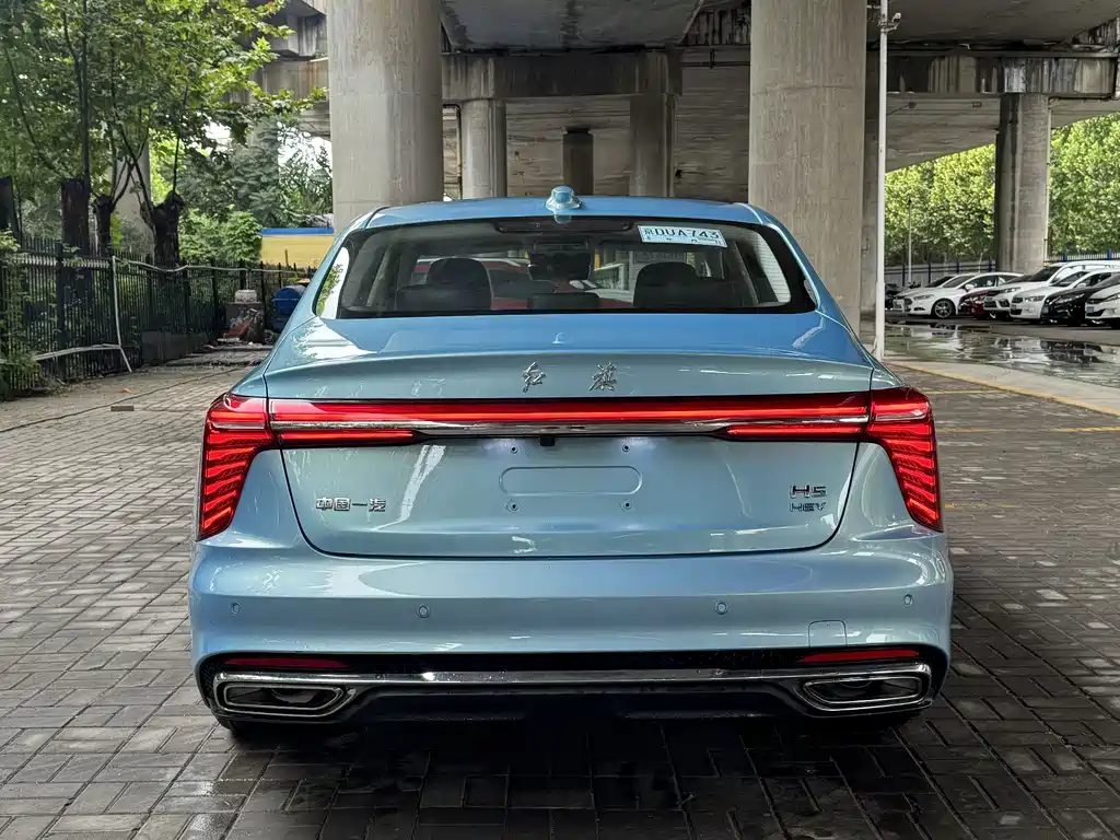 Hongqi Hongqi H5 — миниатюра 4
