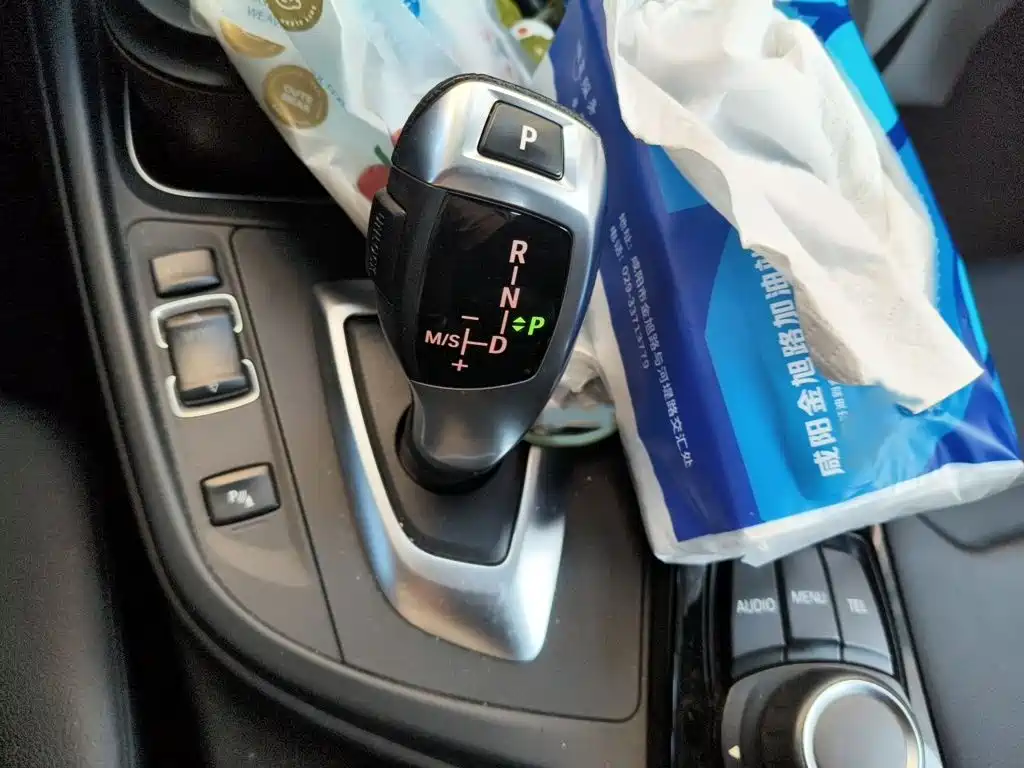 BMW 3 Series — миниатюра 7