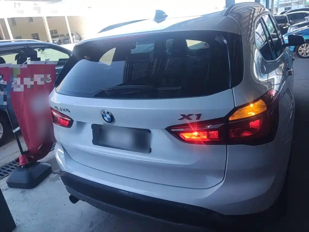 BMW X1 — миниатюра 6