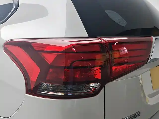 Mitsubishi Outlander 2020 2.0L Enjoy 5 мест