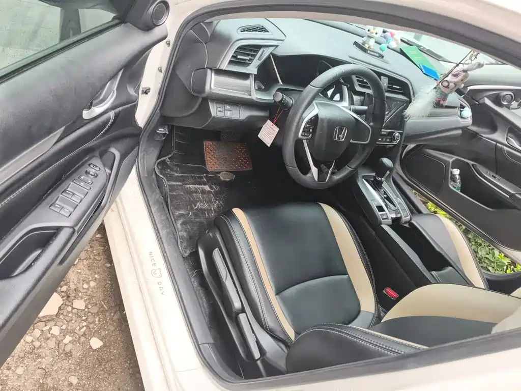 Honda Civic — миниатюра 17