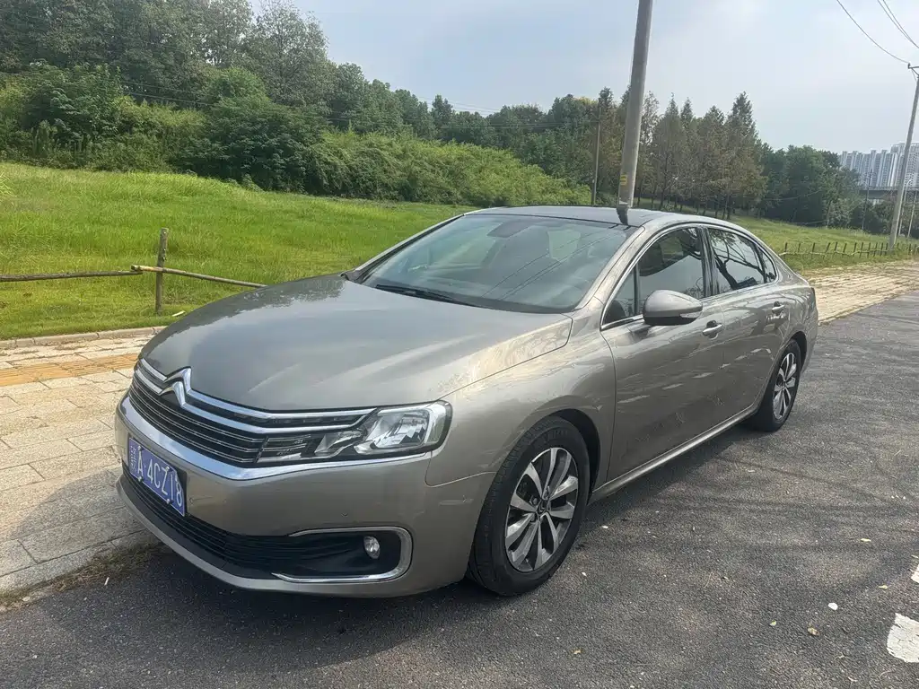 Citroen C6