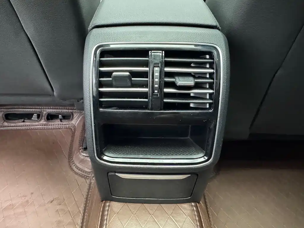 Volkswagen Magotan — миниатюра 15