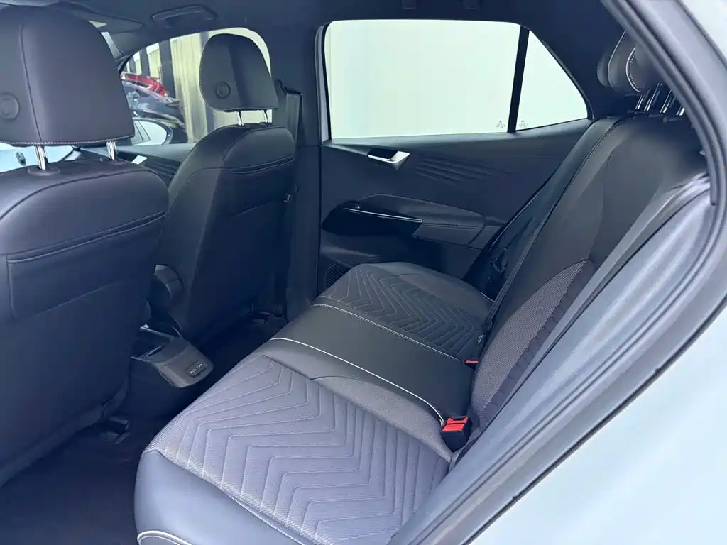 Volkswagen ID.3 — миниатюра 10