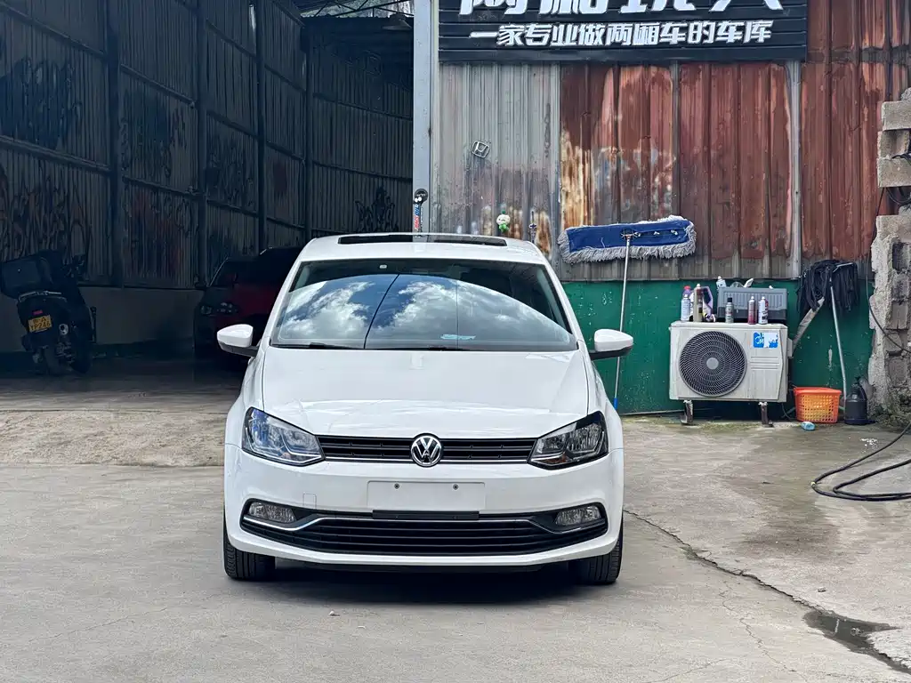 Volkswagen Polo — миниатюра 4