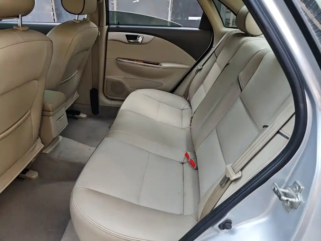 Buick Excelle — миниатюра 14