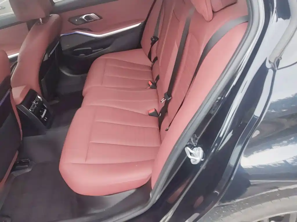 BMW 3 Series — миниатюра 22