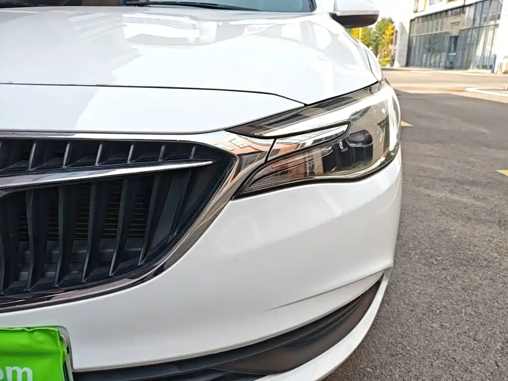 Buick Excelle — миниатюра 24
