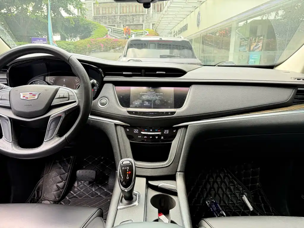 Cadillac XT5 — миниатюра 15