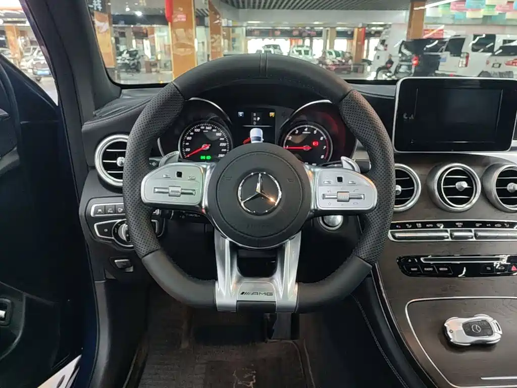 Mercedes-Benz GLC — миниатюра 11