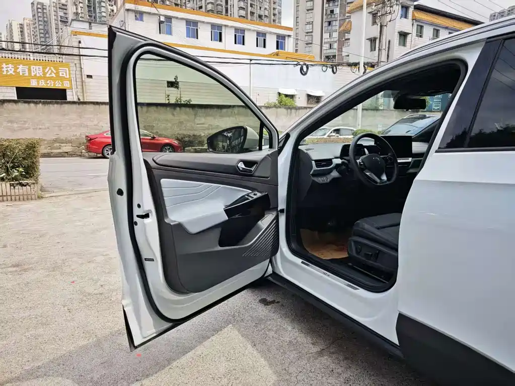 Volkswagen ID.4 X — миниатюра 5