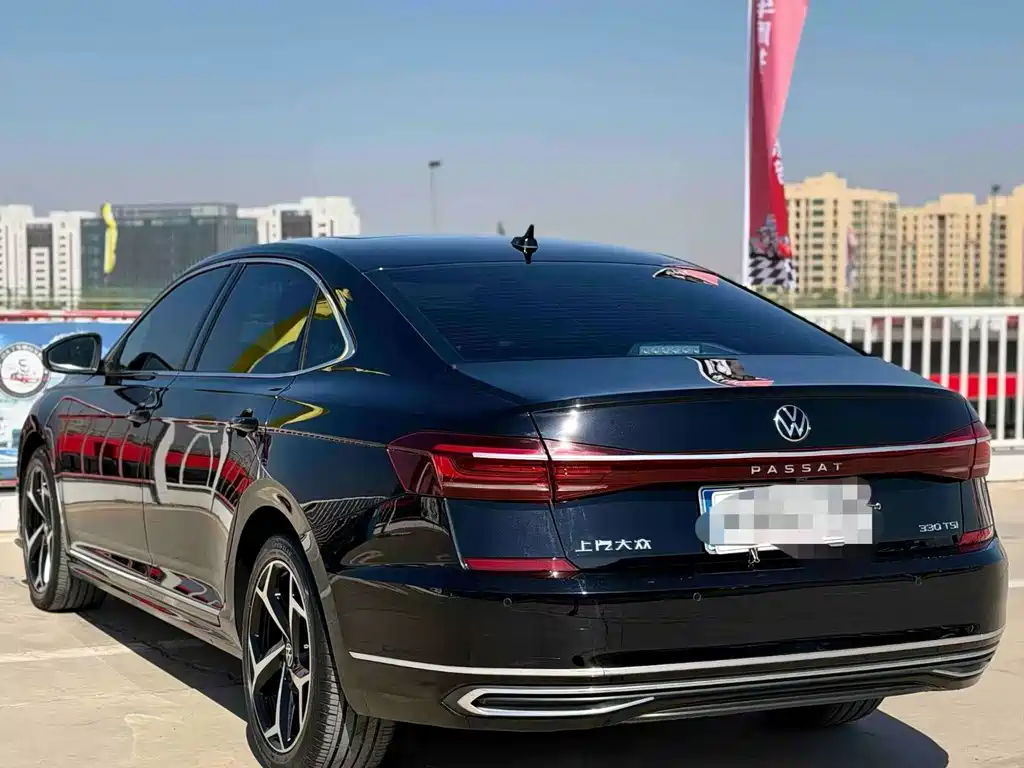 Volkswagen Passat — миниатюра 4
