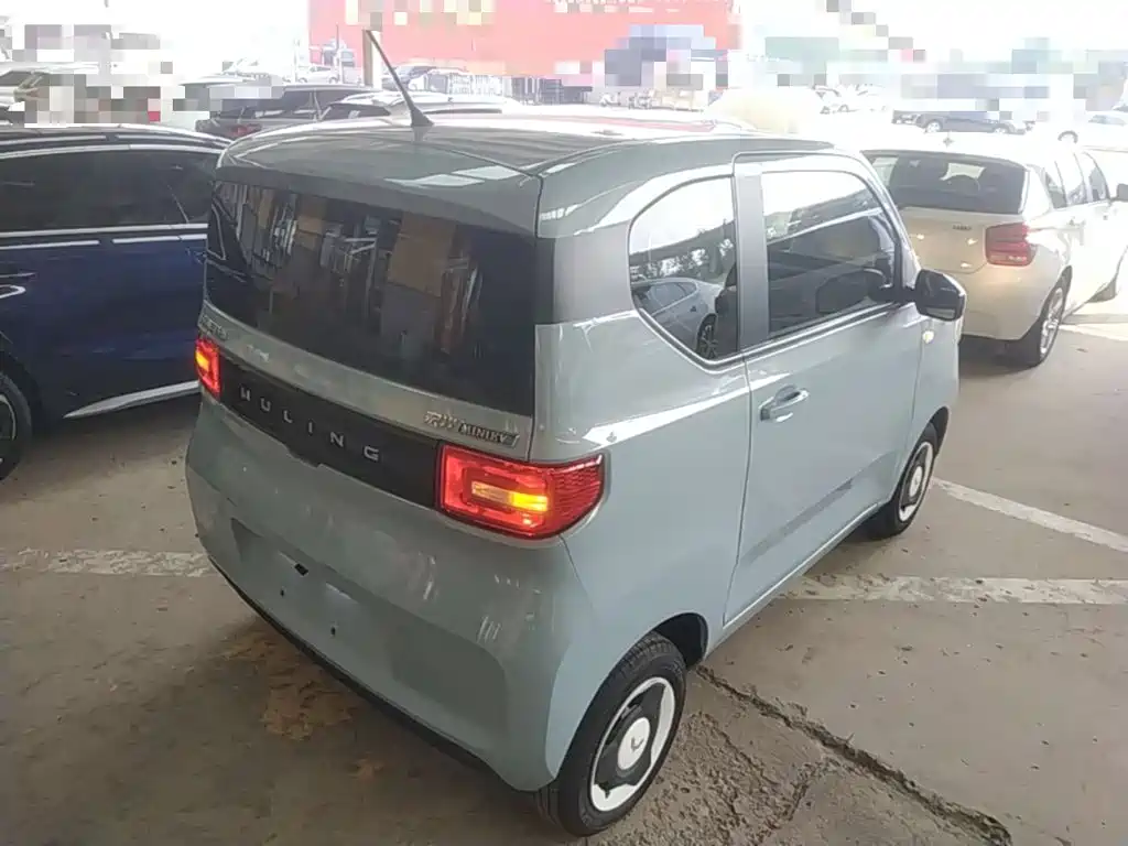 Wuling MINIEV — миниатюра 7
