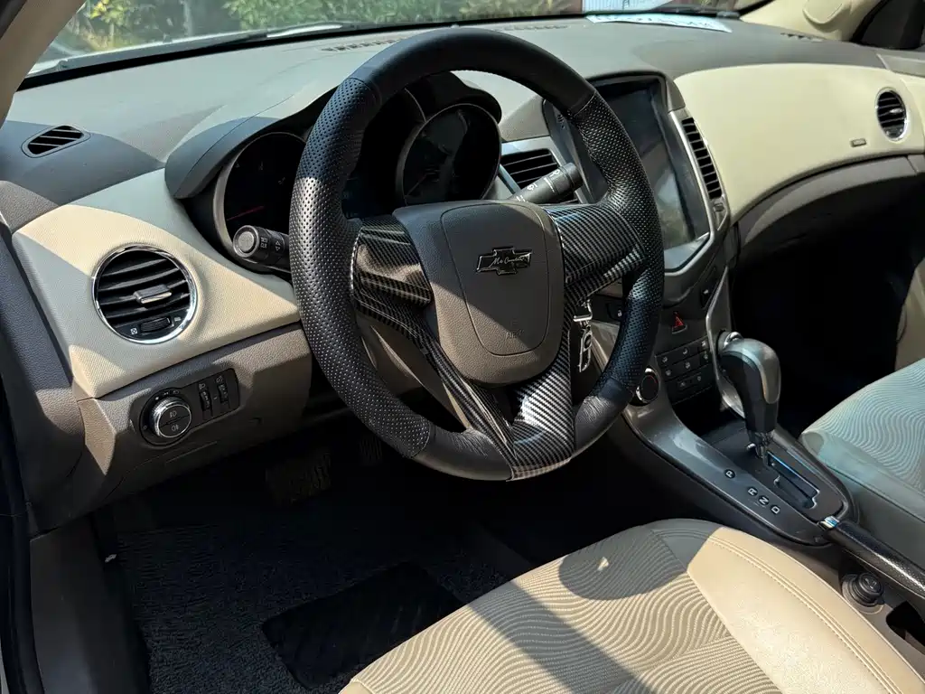 Chevrolet Cruze — миниатюра 7