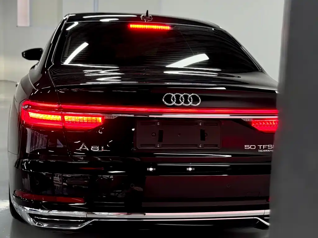 Audi A8 — миниатюра 25