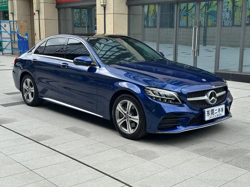 Mercedes-Benz C-Class — миниатюра 2