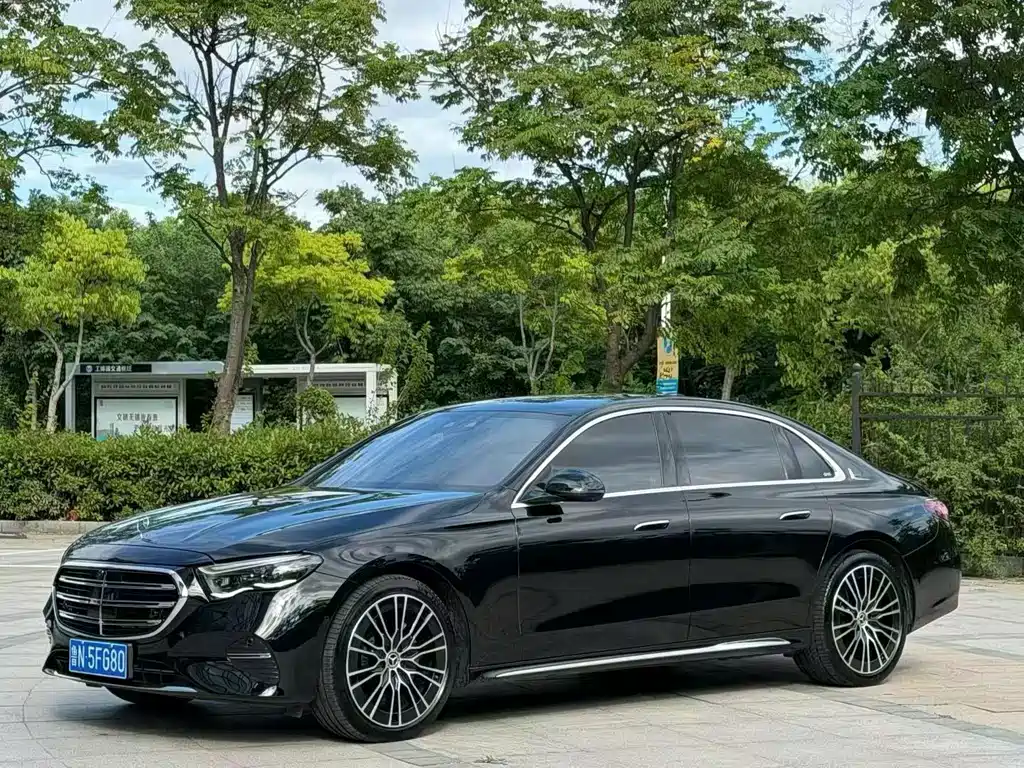 Mercedes-Benz E-Class E 2025 E 300 L Luxury
