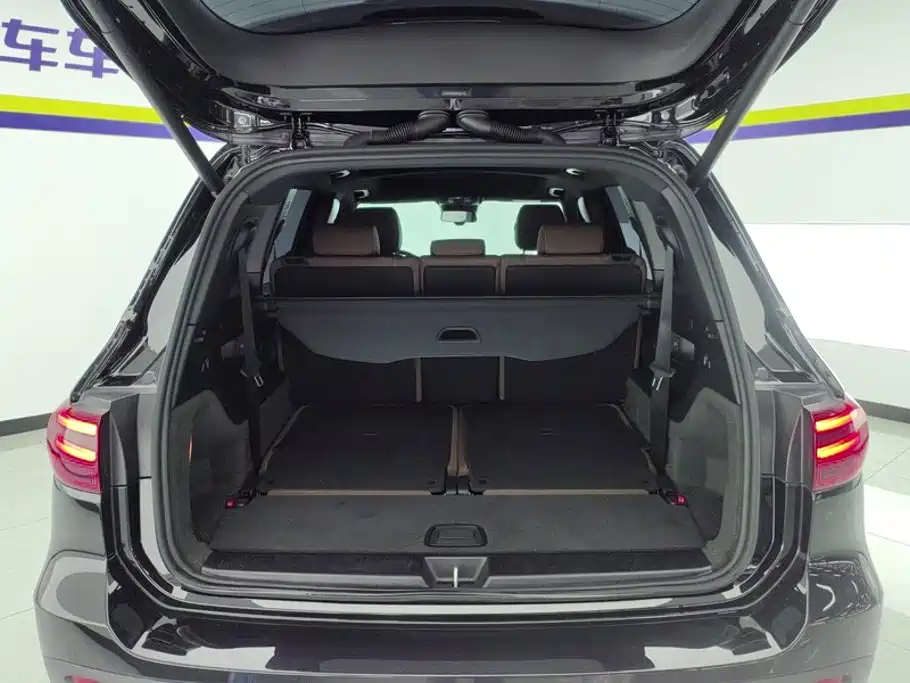 Mercedes-Benz GLB — миниатюра 4