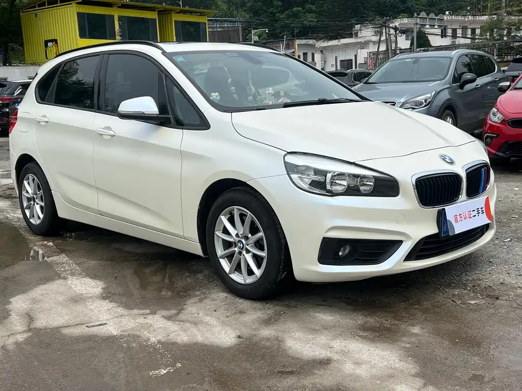 BMW 2 серии 2 2016 218i Fashion