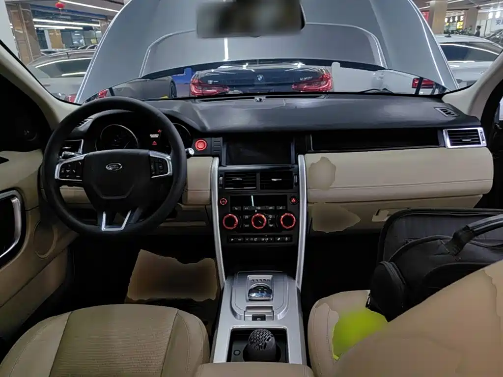Land Rover Discovery Sport — миниатюра 10