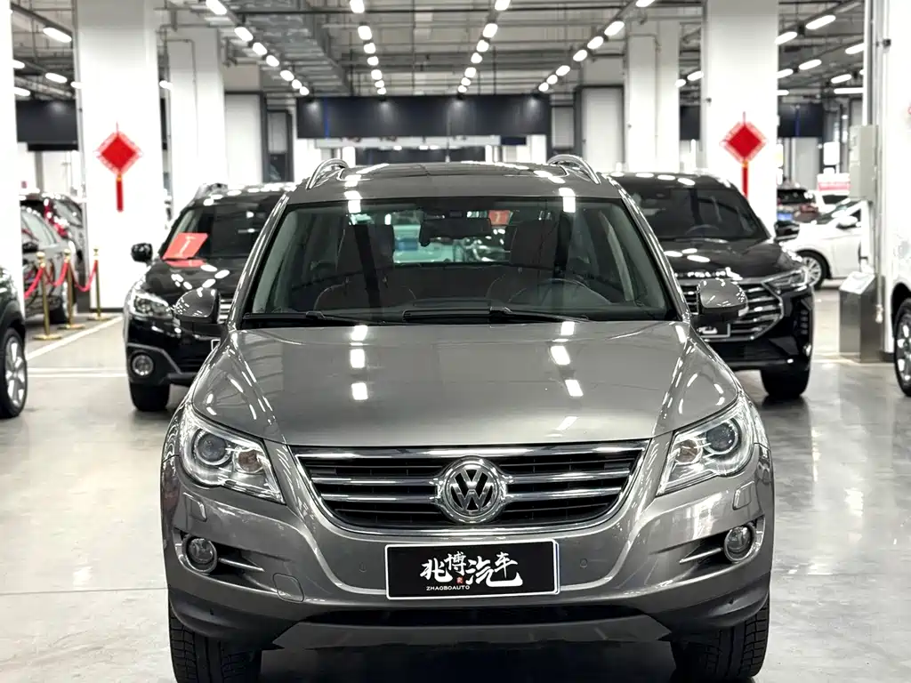 Volkswagen Tiguan — миниатюра 2