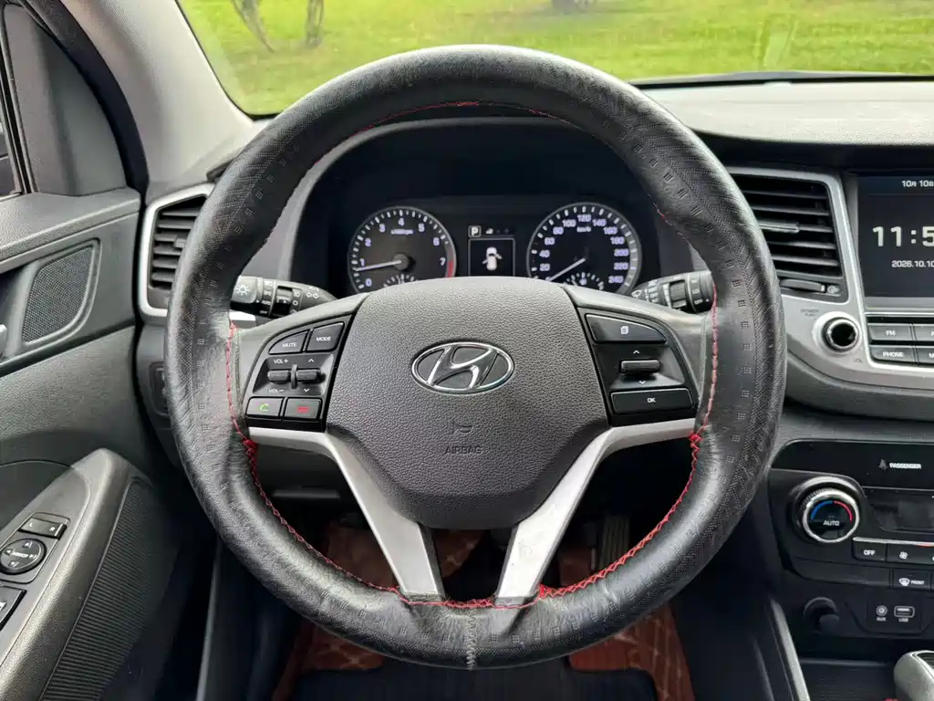 Hyundai Tucson — миниатюра 17