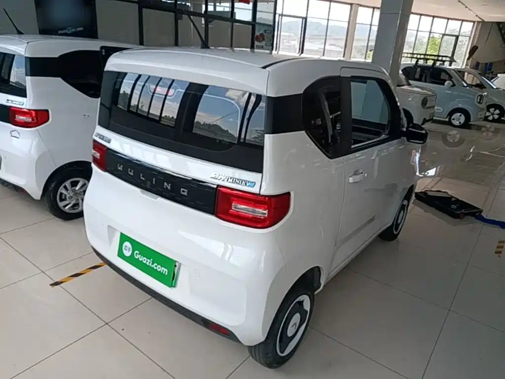 Wuling MINIEV — миниатюра 7
