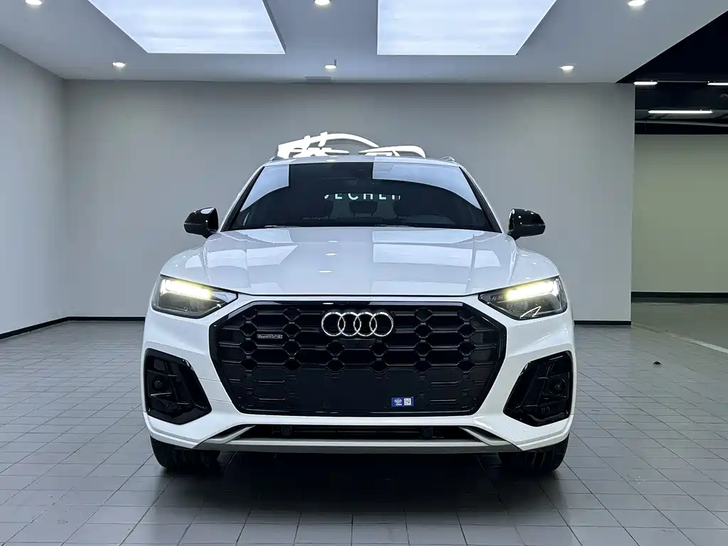 Audi Q5L 2023 40T Luxury
