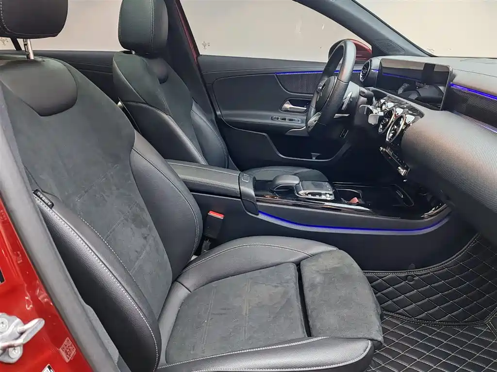 Mercedes-Benz A-Class A 2019 A 200 L Sport