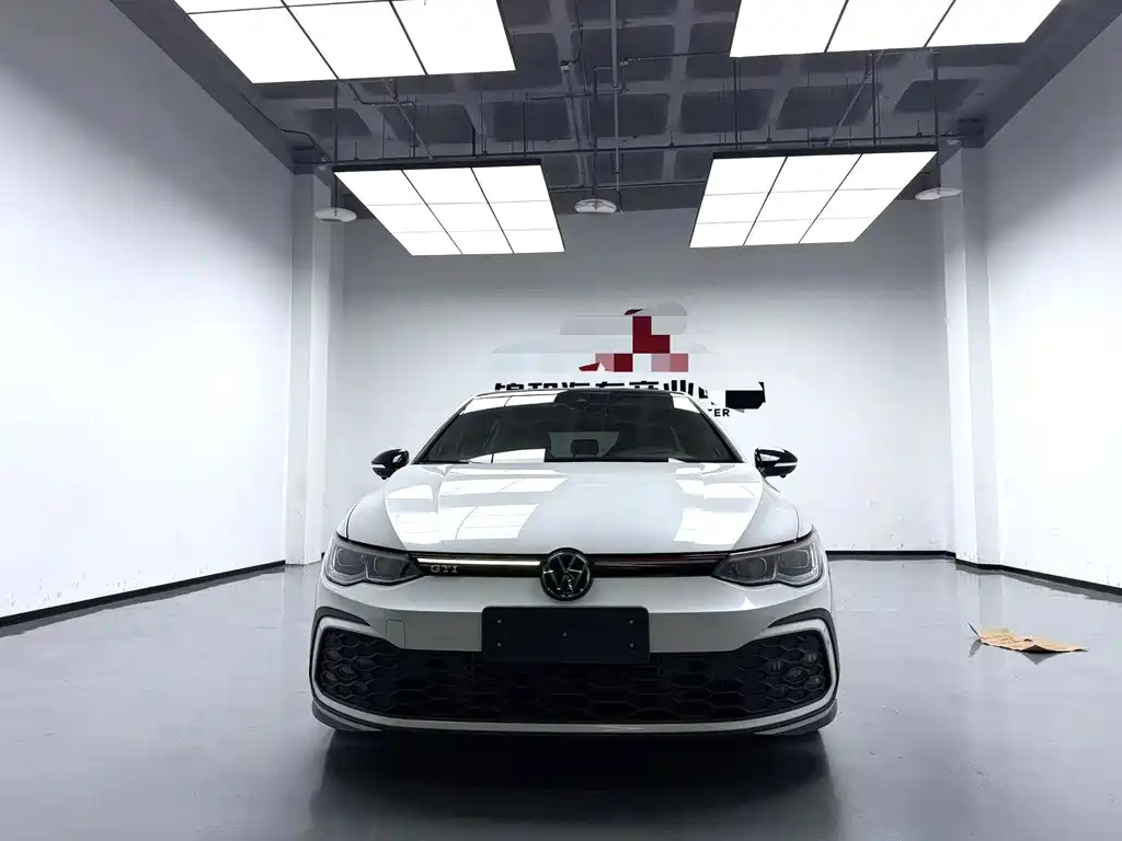 Volkswagen Golf GTI — миниатюра 2