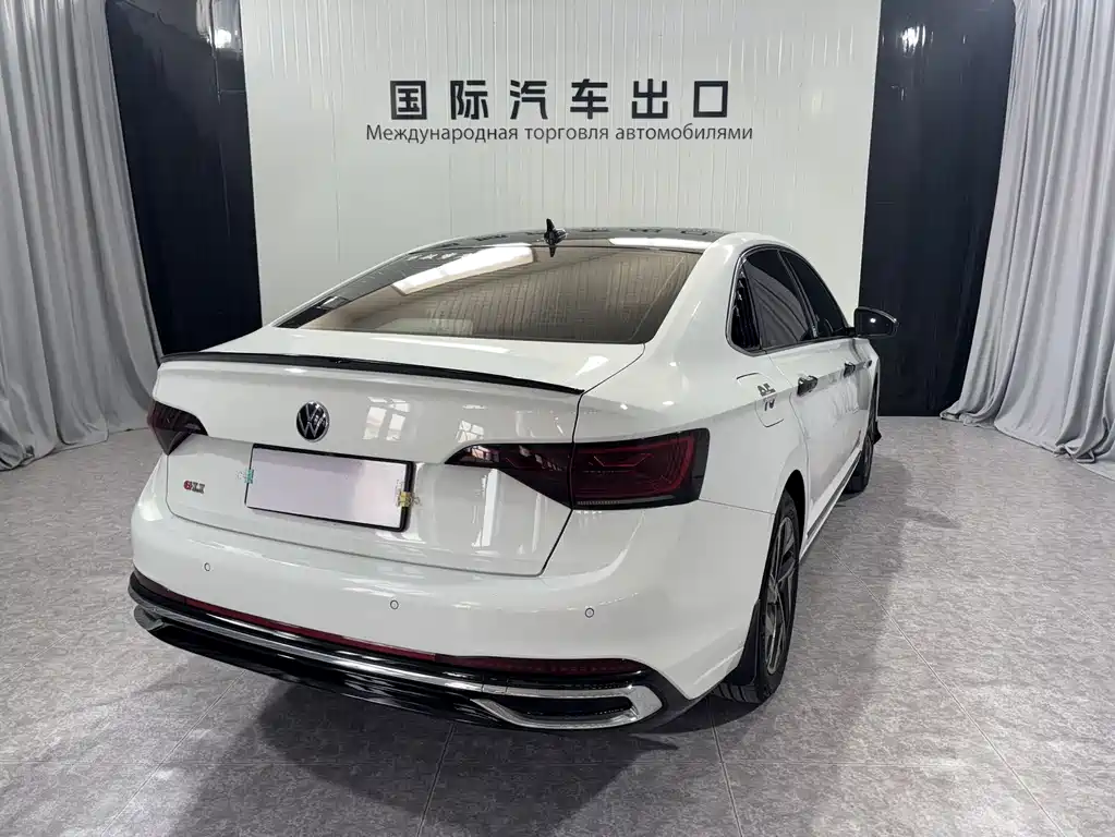 Volkswagen Sagitar — миниатюра 6