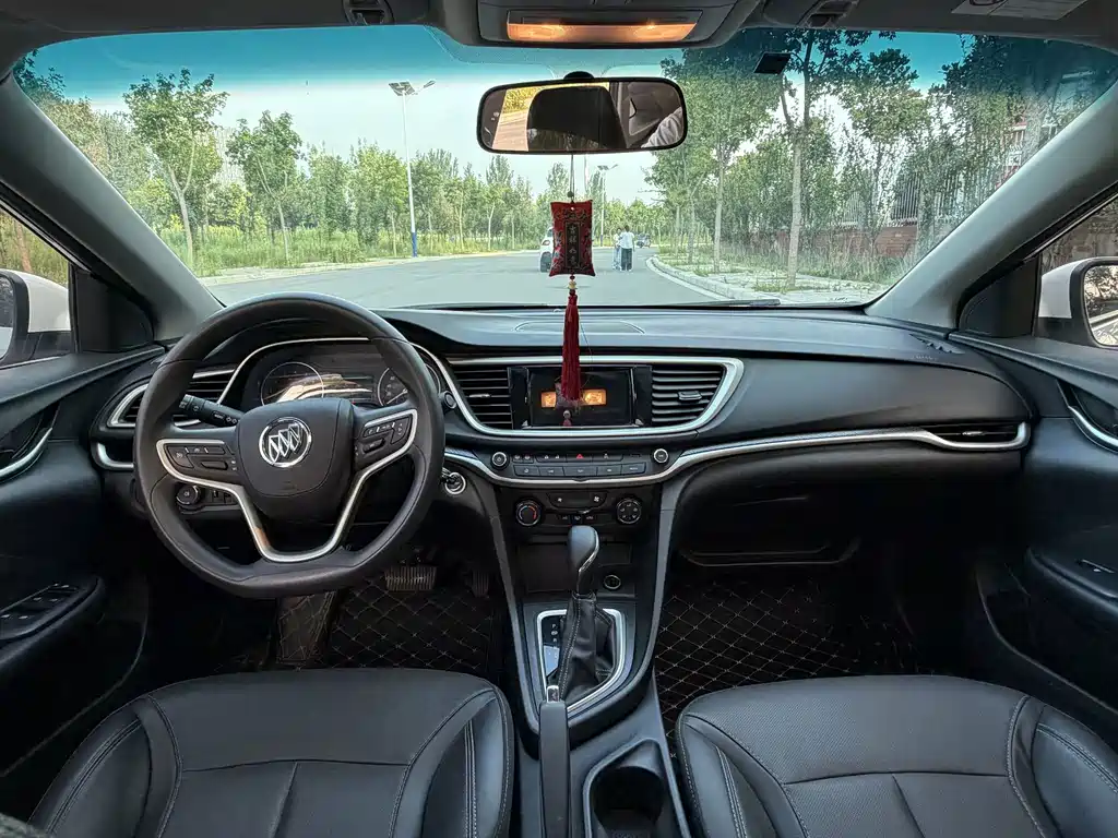 Buick Excelle — миниатюра 10