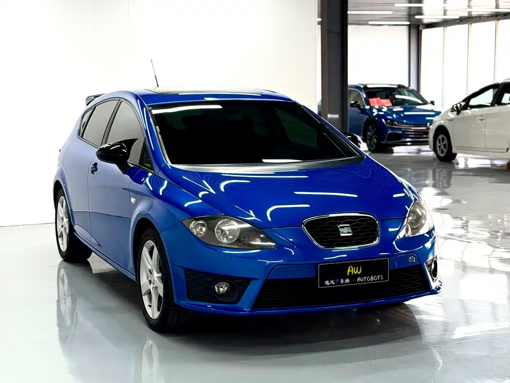 SEAT Leon — миниатюра 7
