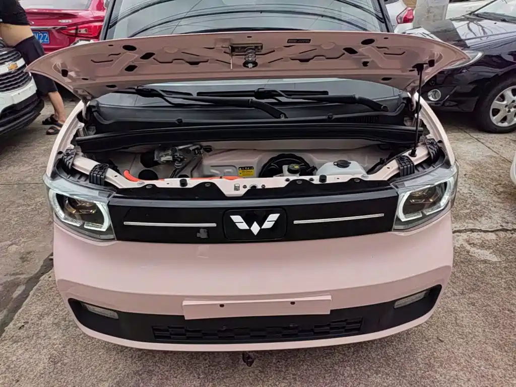 Wuling MINIEV — миниатюра 20
