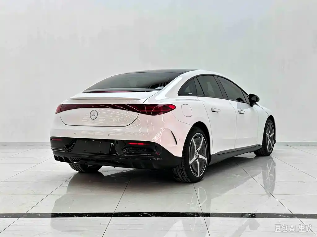 Mercedes-Benz EQE — миниатюра 4