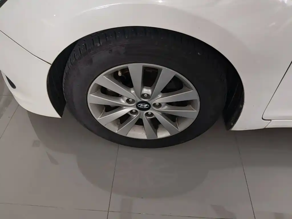 Hyundai Mistra — миниатюра 23