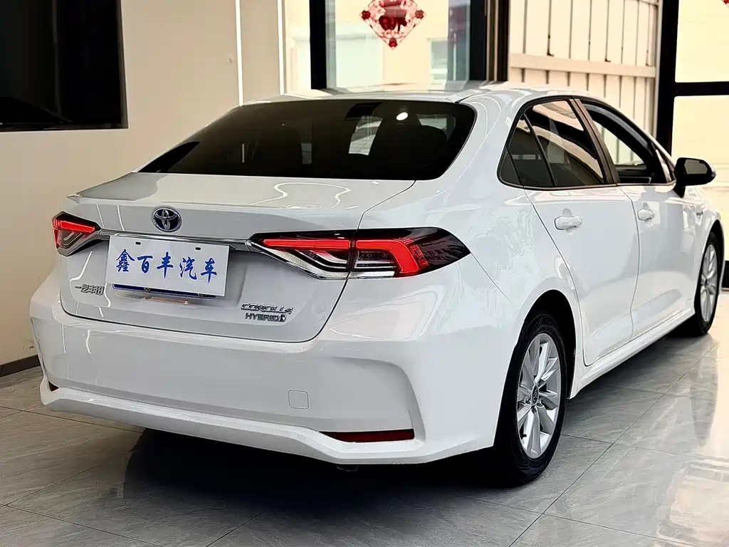 Toyota Corolla — миниатюра 10